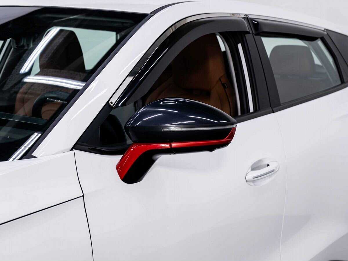 OMODA C5 с пробегом — 2023 год. Фото: #7