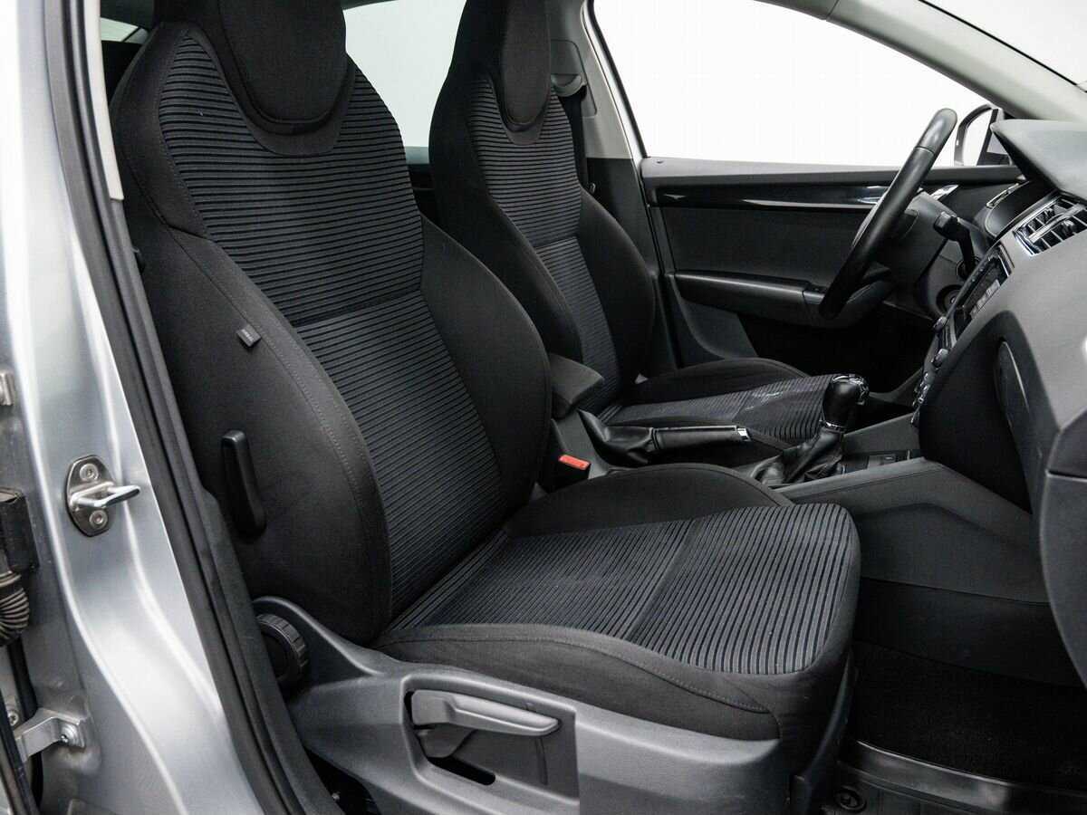 Skoda Octavia с пробегом — 2015 год. Фото: #4