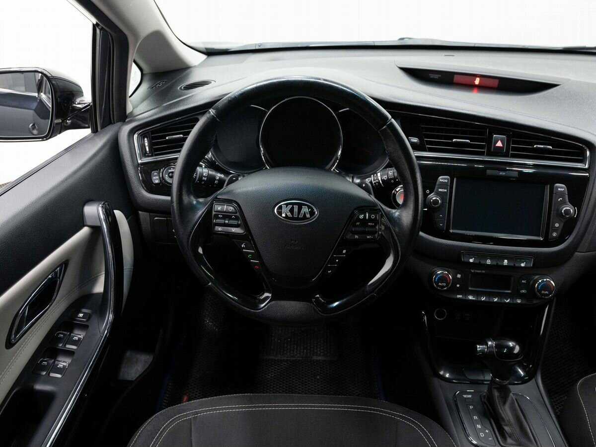 Kia Ceed с пробегом — 2017 год. Фото: #14
