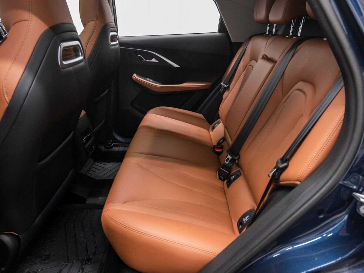 OMODA C5 с пробегом — 2024 год. Фото: #11