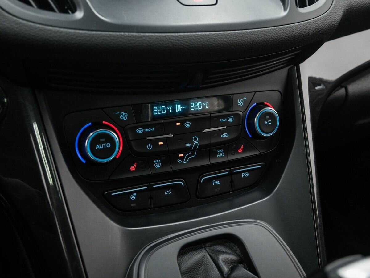 Ford Kuga с пробегом — 2017 год. Фото: #20