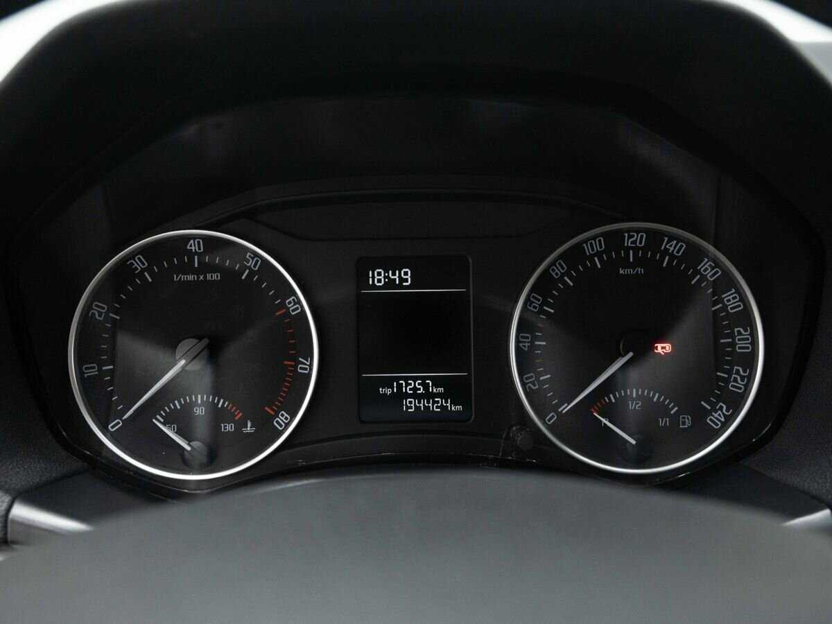 Skoda Octavia с пробегом — 2012 год. Фото: #15