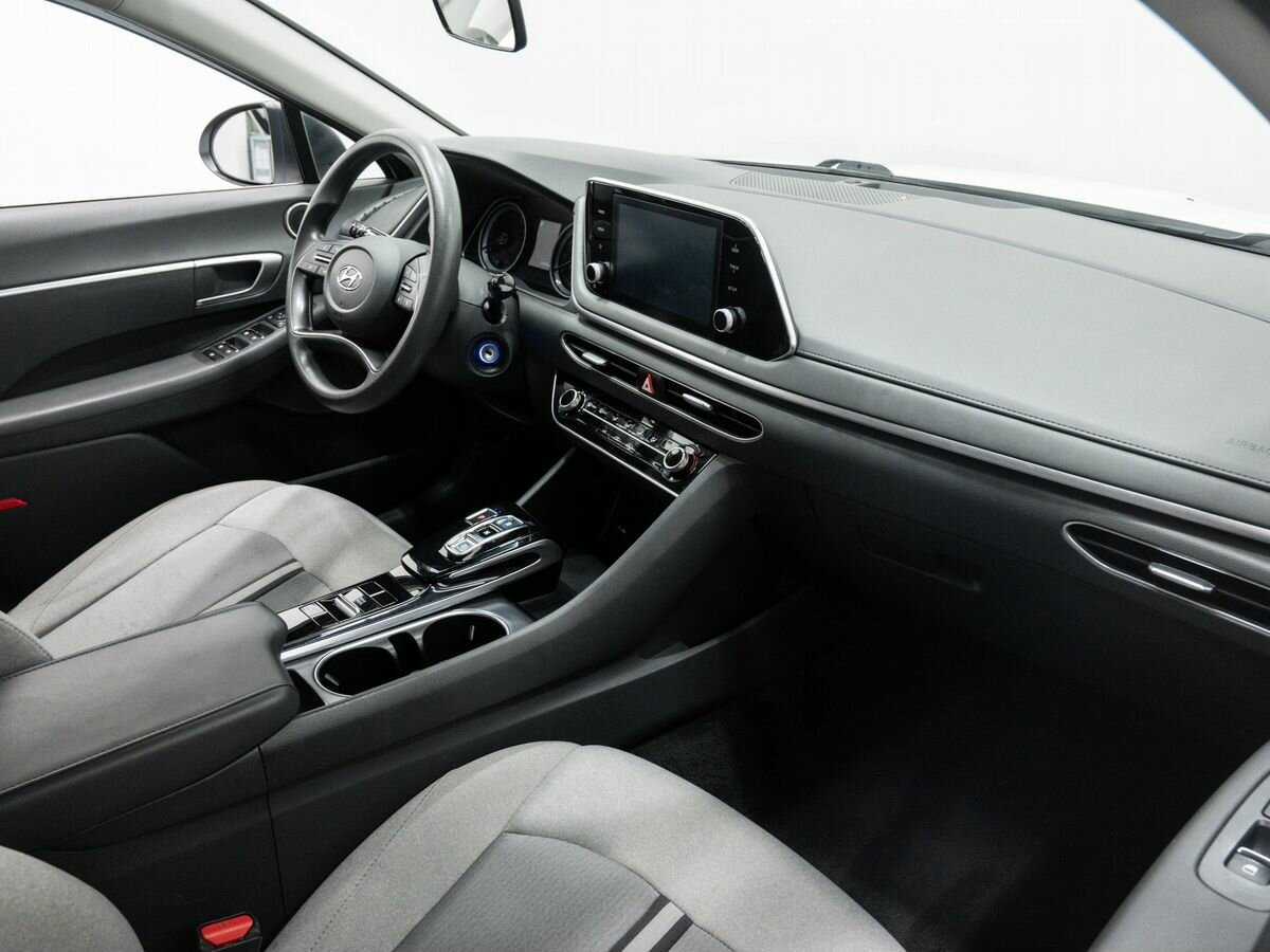 Hyundai Sonata с пробегом — 2019 год. Фото: #8