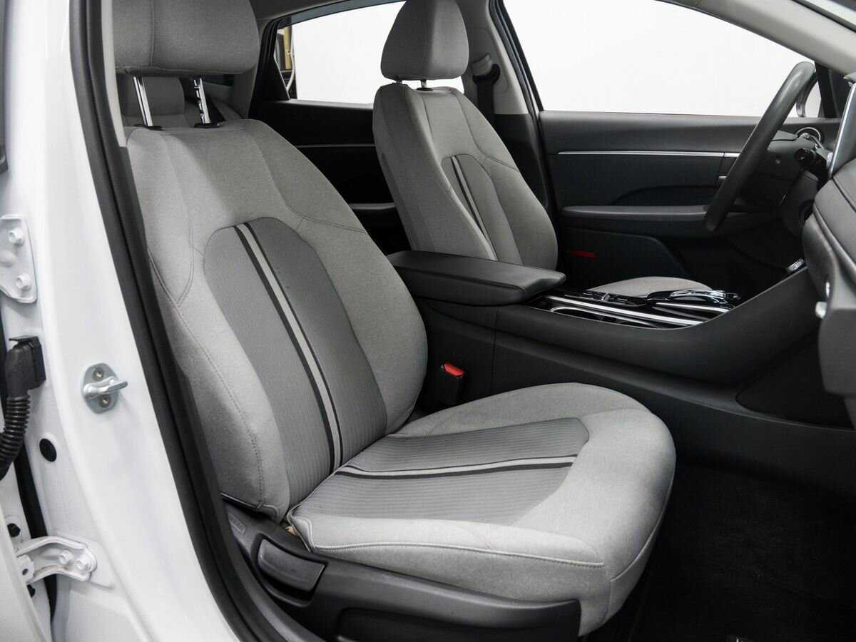 Hyundai Sonata с пробегом — 2019 год. Фото: #9