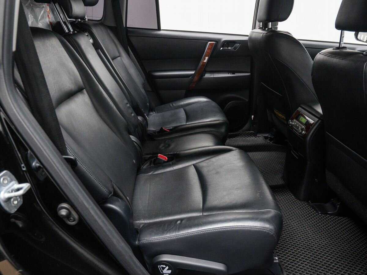 Toyota Highlander с пробегом — 2012 год. Фото: #8