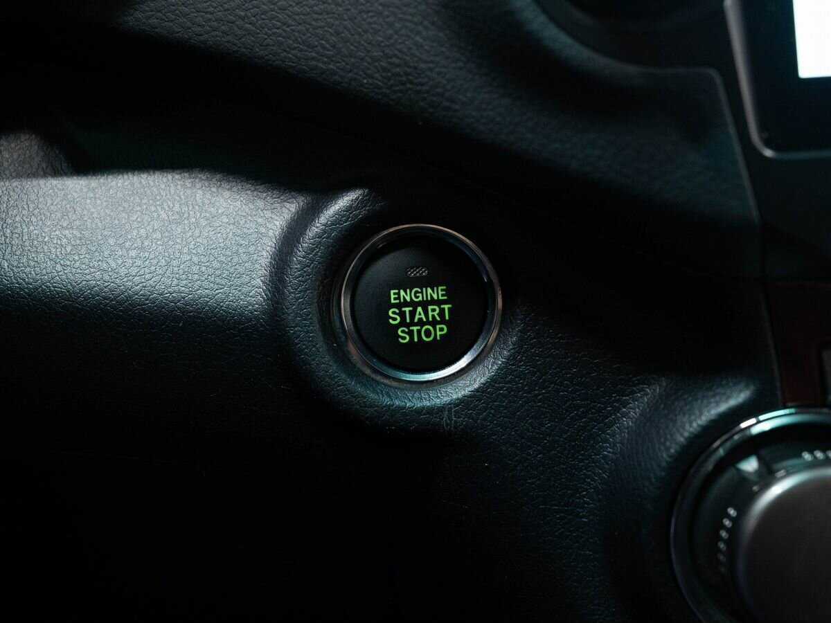 Toyota Highlander с пробегом — 2012 год. Фото: #21