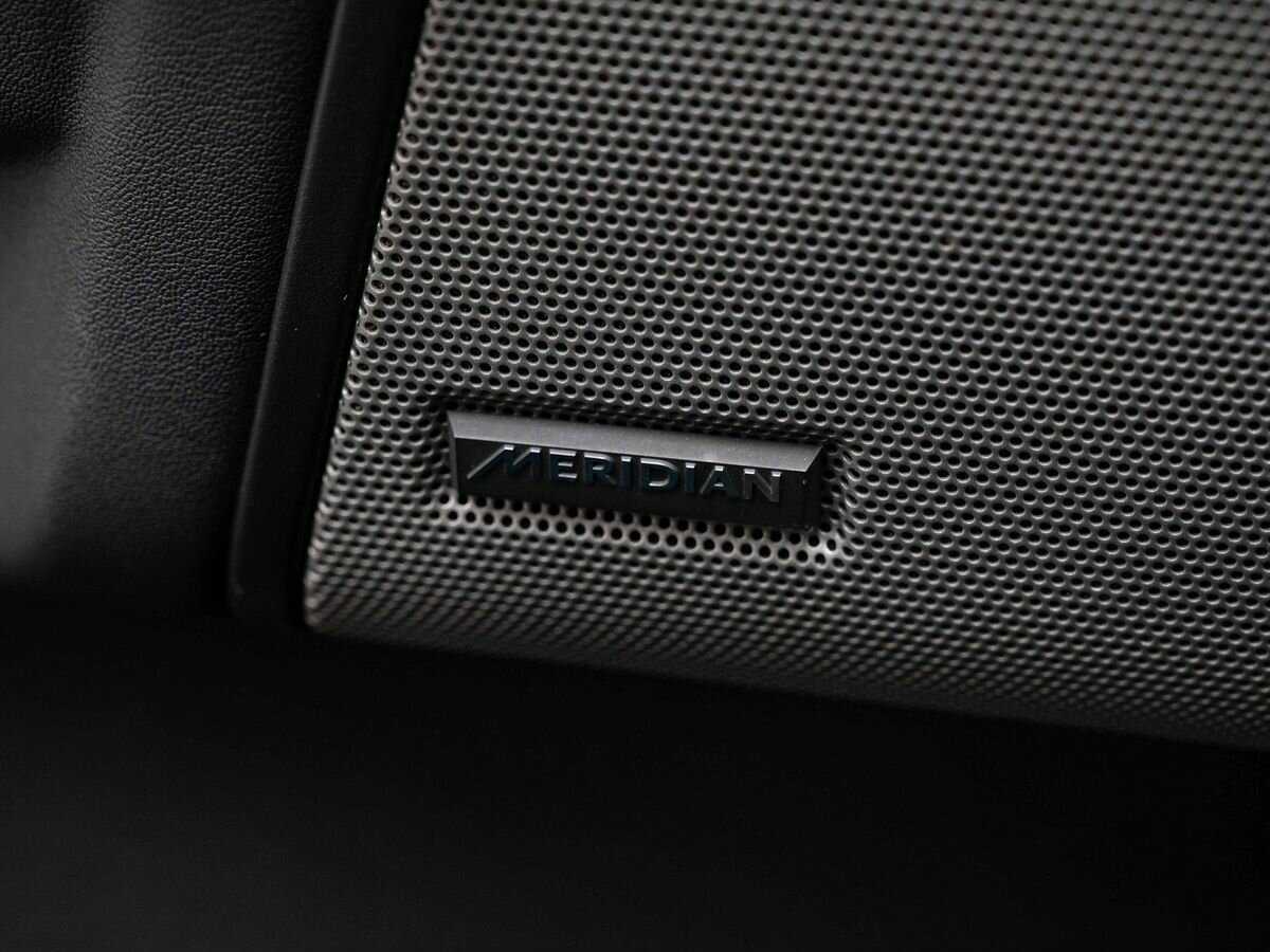 Land Rover Discovery с пробегом — 2014 год. Фото: #21