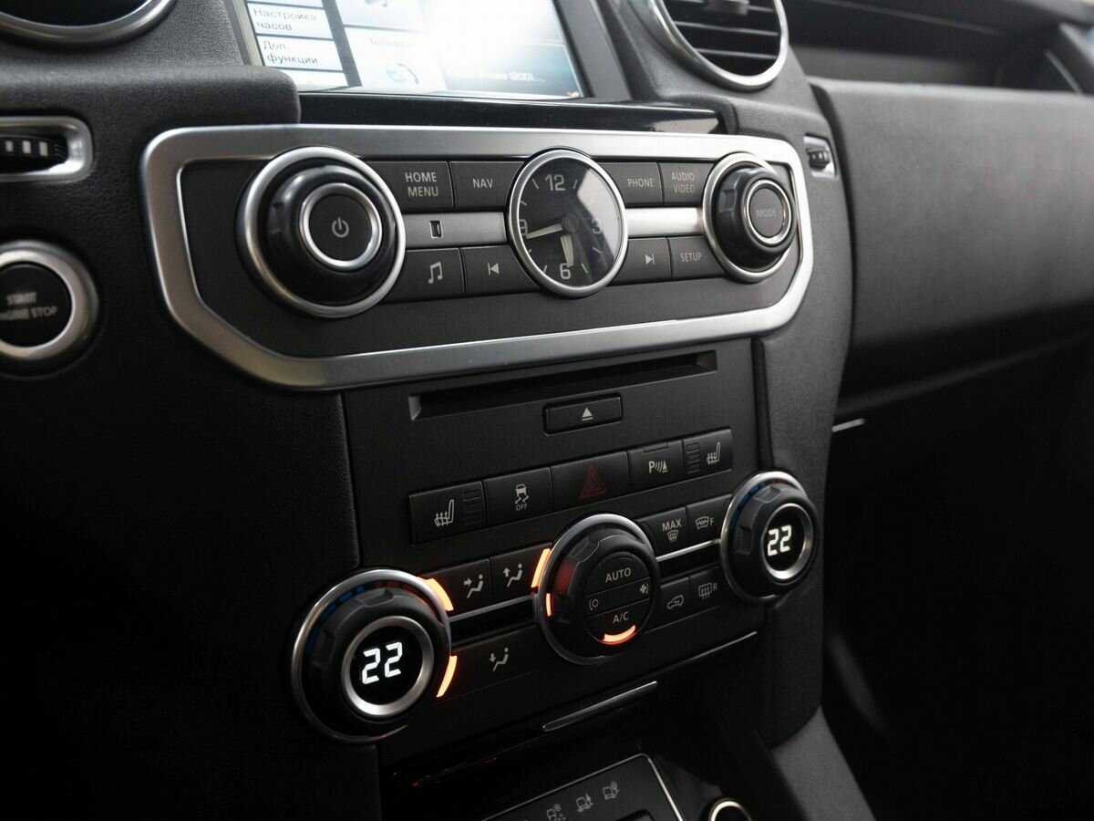 Land Rover Discovery с пробегом — 2014 год. Фото: #25