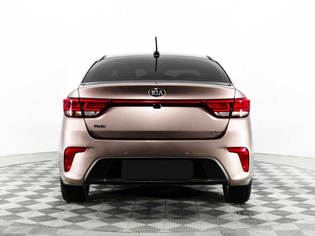 Kia Rio с пробегом — 2019 год. Фото: #5