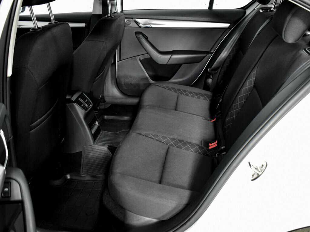 Skoda Octavia с пробегом — 2019 год. Фото: #7