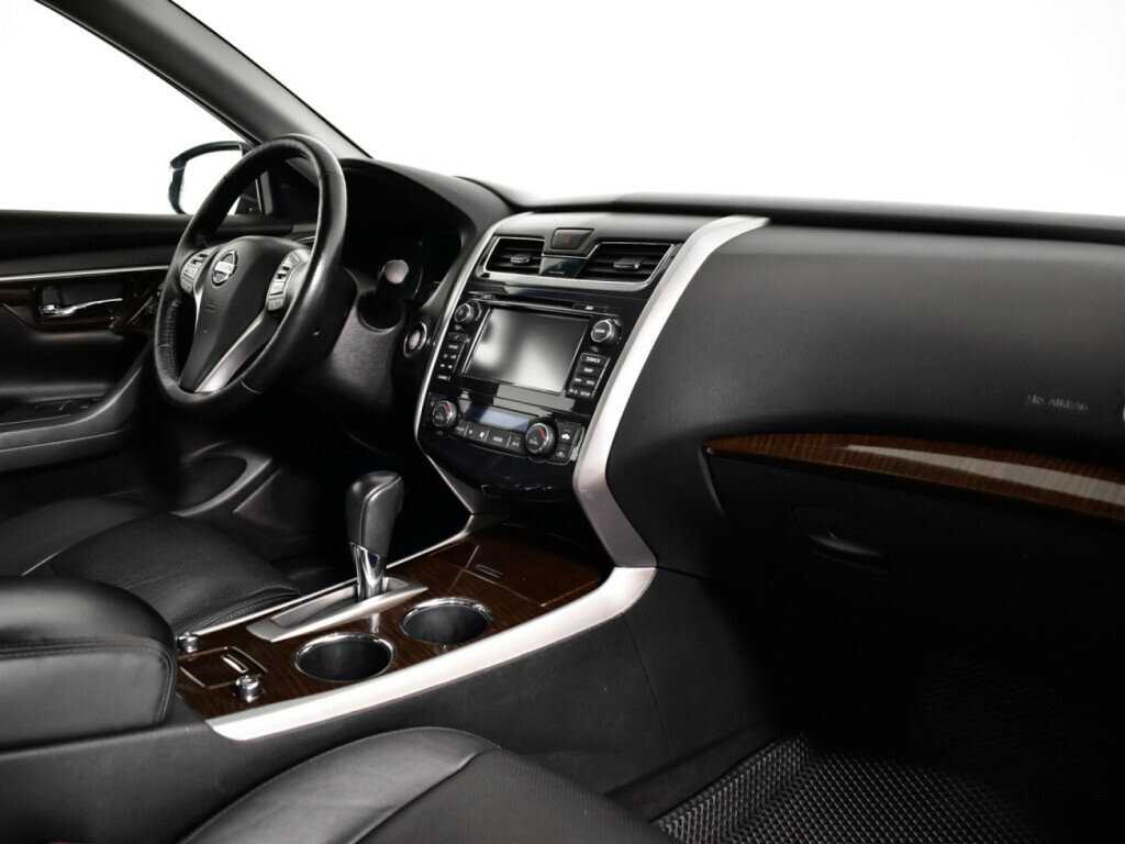 Nissan Teana с пробегом — 2014 год. Фото: #8