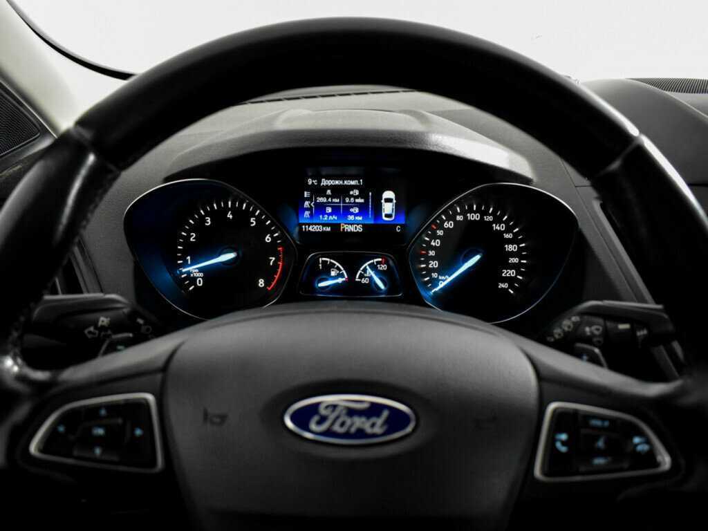 Ford Kuga с пробегом — 2017 год. Фото: #15