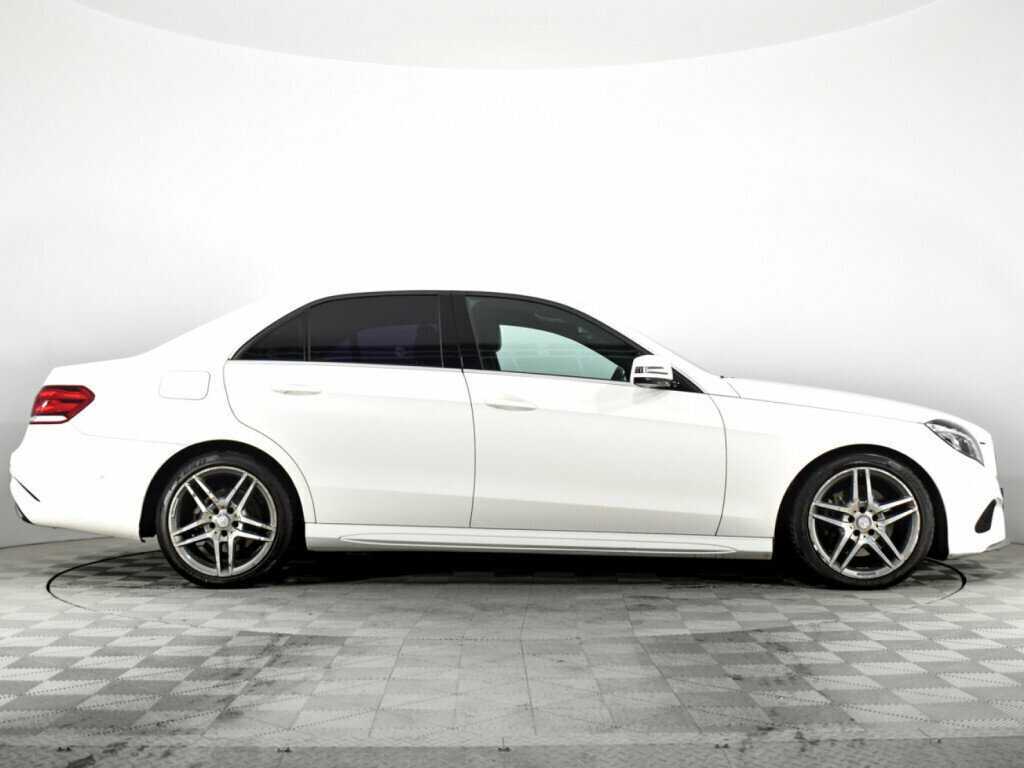 Mercedes-Benz E-Класс с пробегом — 2015 год. Фото: #3