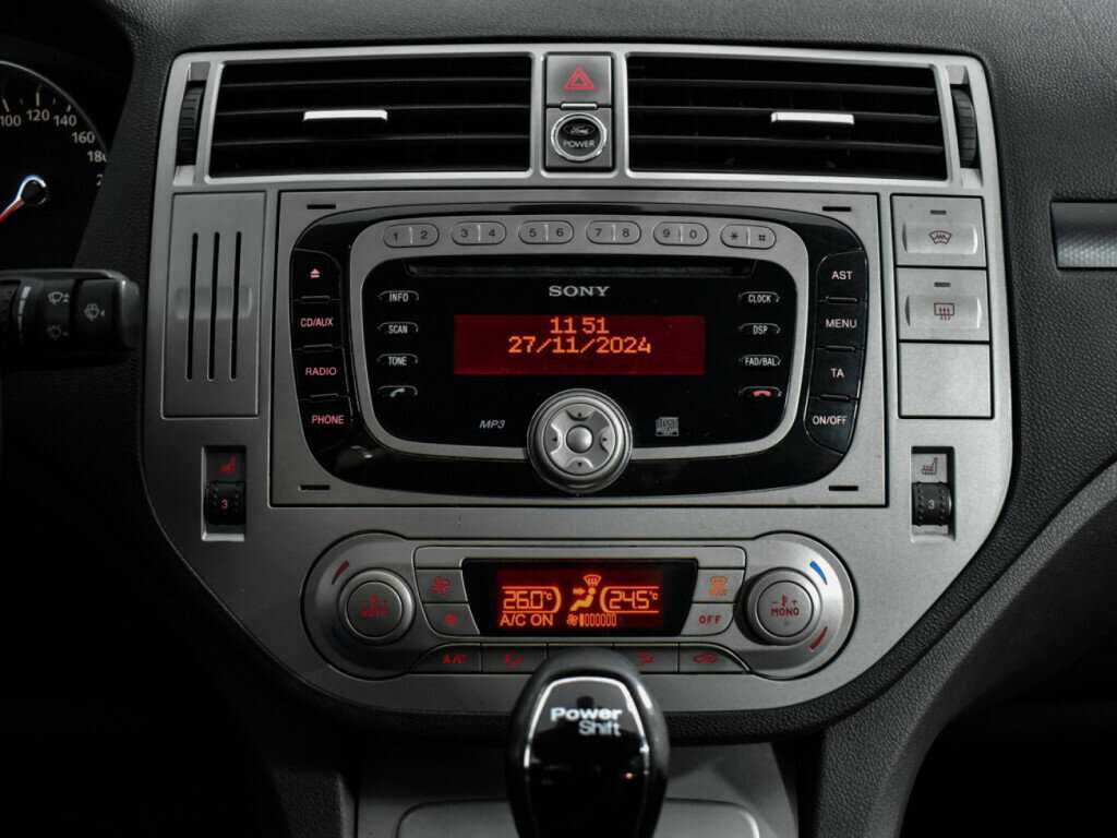 Ford Kuga с пробегом — 2012 год. Фото: #13