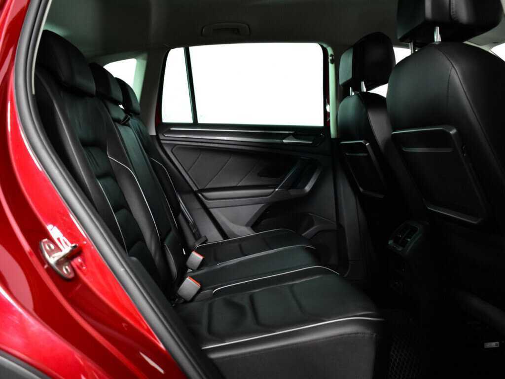 Volkswagen Tiguan с пробегом — 2018 год. Фото: #9