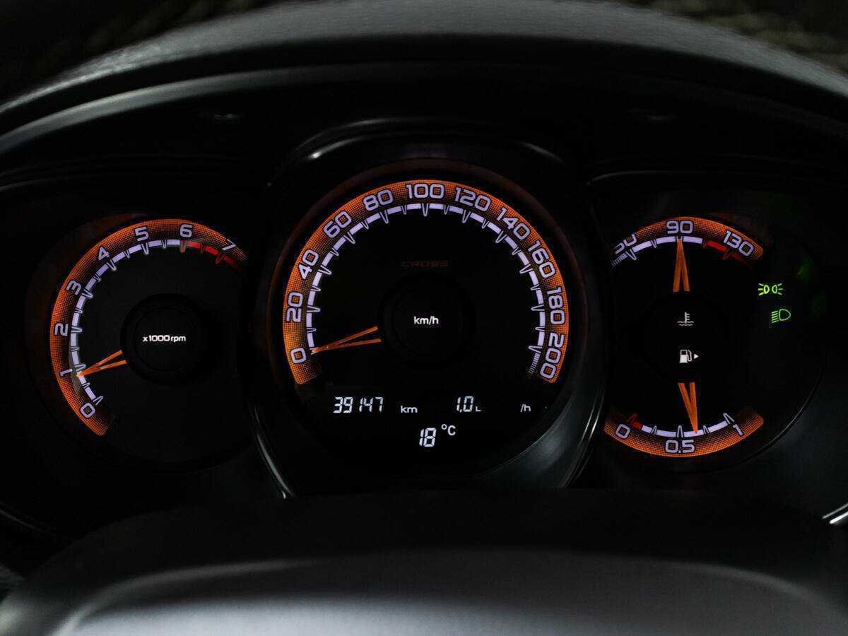 Lada (ВАЗ) Vesta с пробегом — 2021 год. Фото: #11