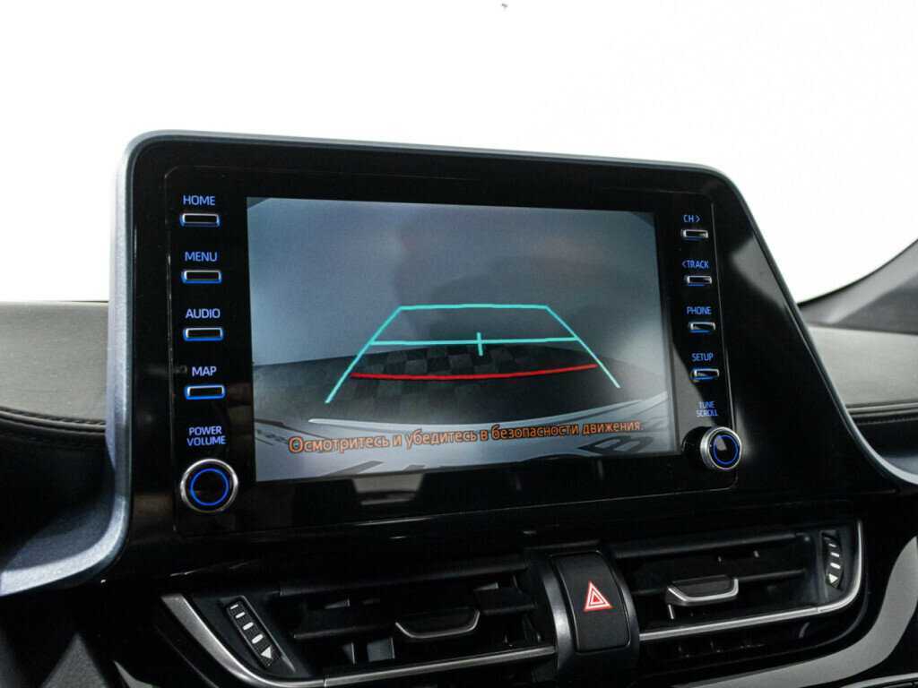 Toyota C-HR с пробегом — 2020 год. Фото: #14