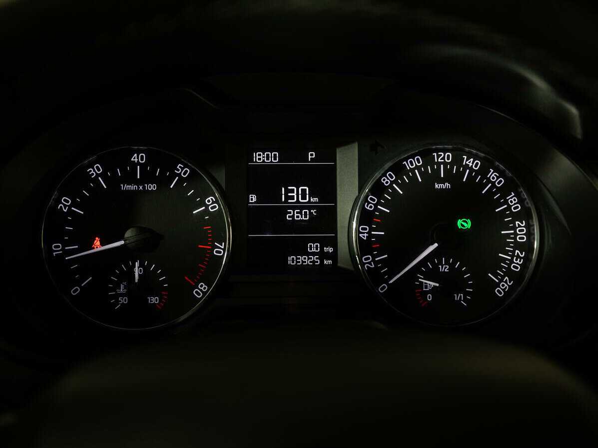 Skoda Octavia с пробегом — 2014 год. Фото: #11