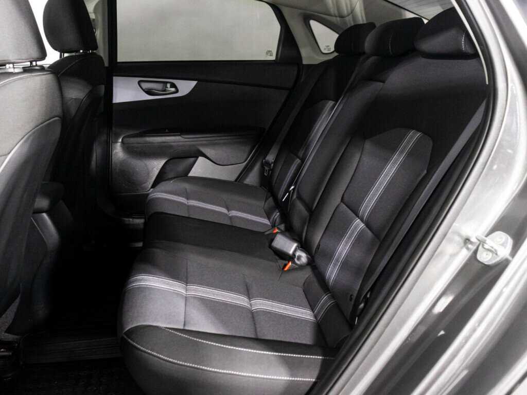 Kia Cerato с пробегом — 2022 год. Фото: #9