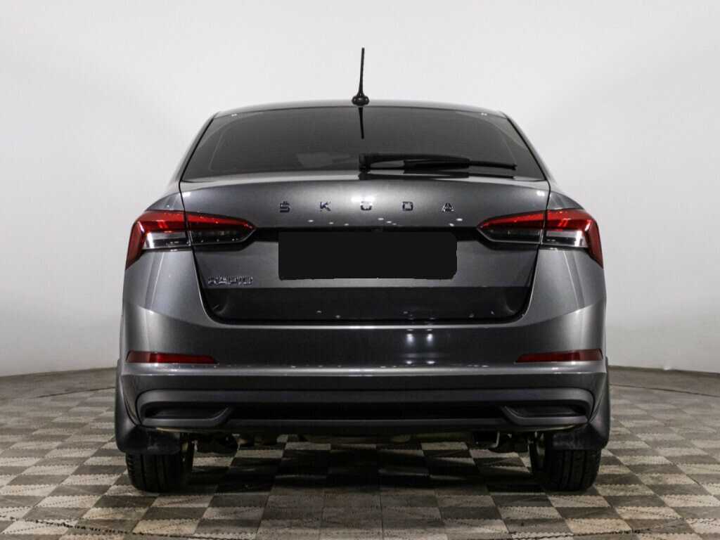 Skoda Rapid с пробегом — 2021 год. Фото: #5