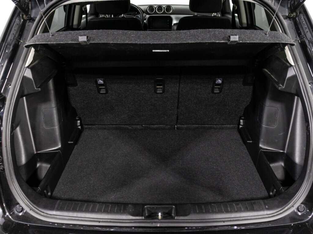 Suzuki Vitara с пробегом — 2020 год. Фото: #14