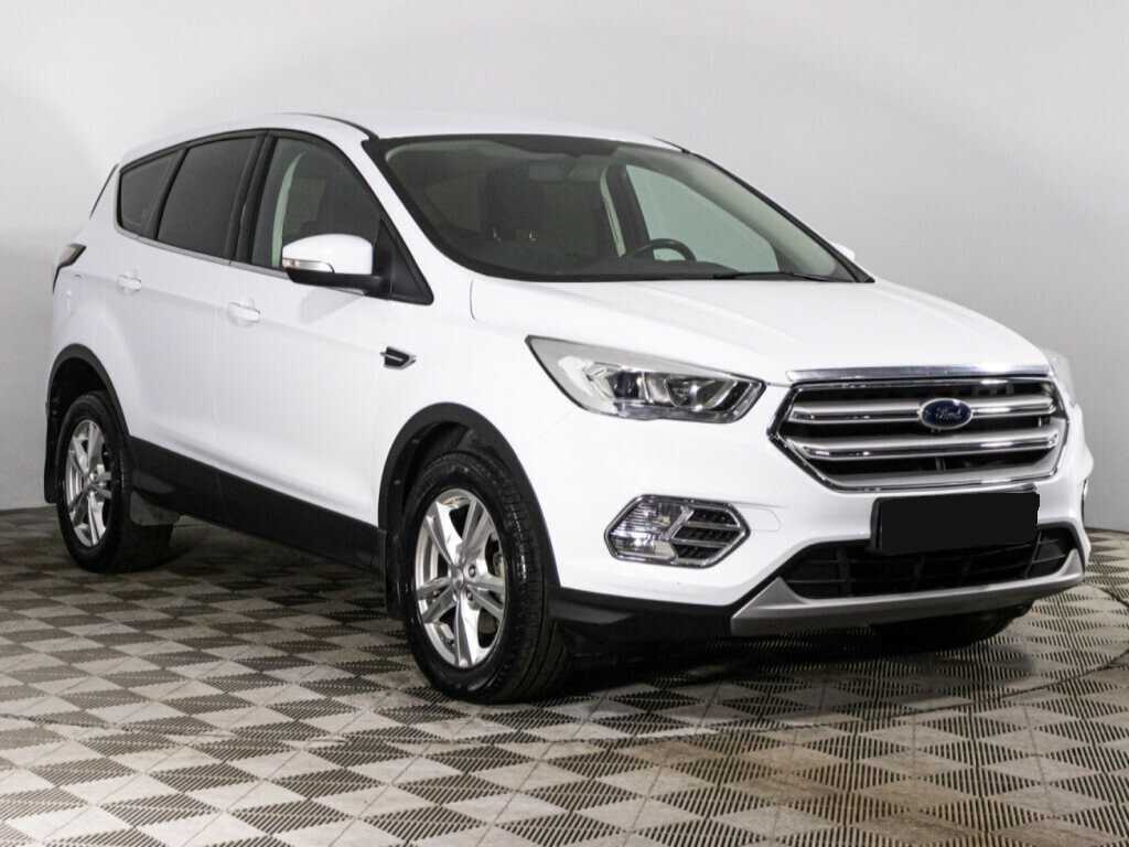 Ford Kuga с пробегом — 2018 год. Фото: #2