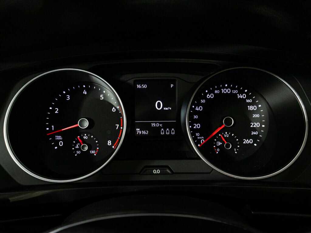 Volkswagen Tiguan с пробегом — 2018 год. Фото: #11