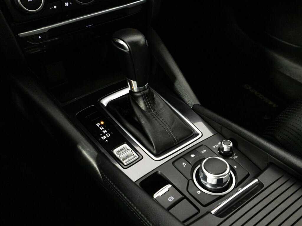 Mazda 6 с пробегом — 2018 год. Фото: #16