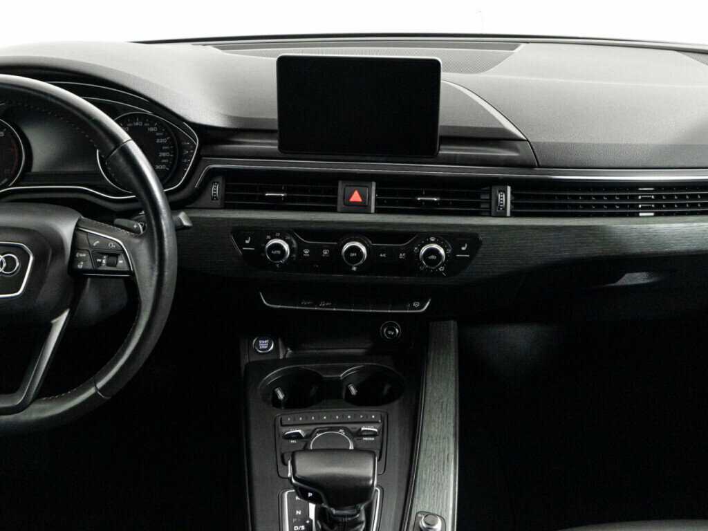 Audi A4 с пробегом — 2017 год. Фото: #13