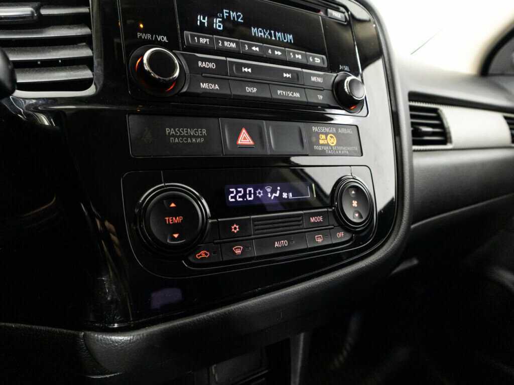 Mitsubishi Outlander с пробегом — 2018 год. Фото: #14