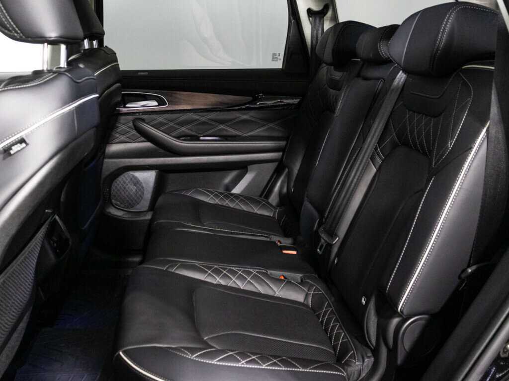 EXEED VX с пробегом — 2023 год. Фото: #9