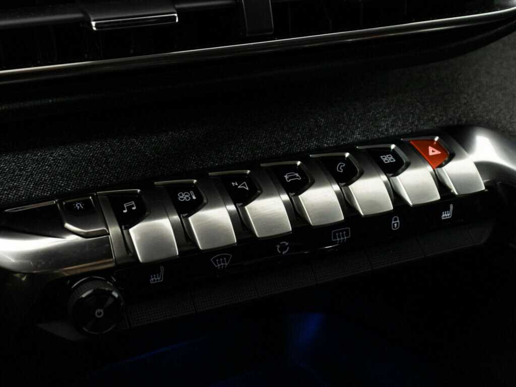 Peugeot 3008 с пробегом — 2017 год. Фото: #19