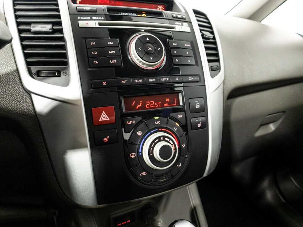 Kia Venga с пробегом — 2012 год. Фото: #14