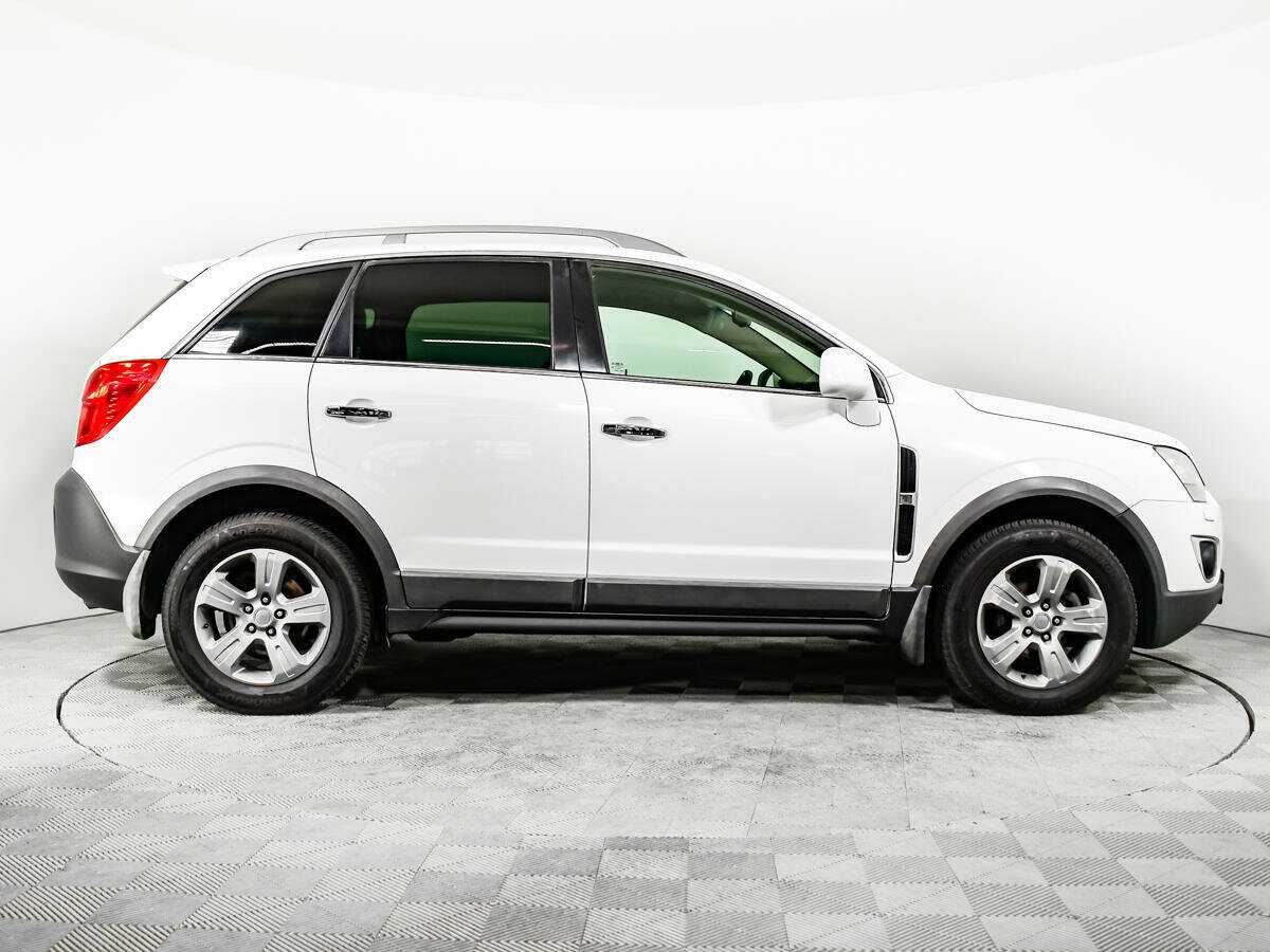 Opel Antara с пробегом — 2012 год. Фото: #3