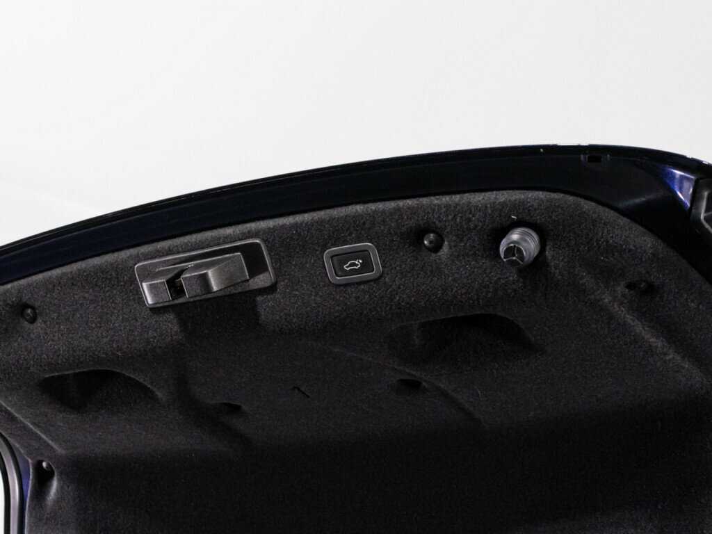 Jaguar XF с пробегом — 2017 год. Фото: #13