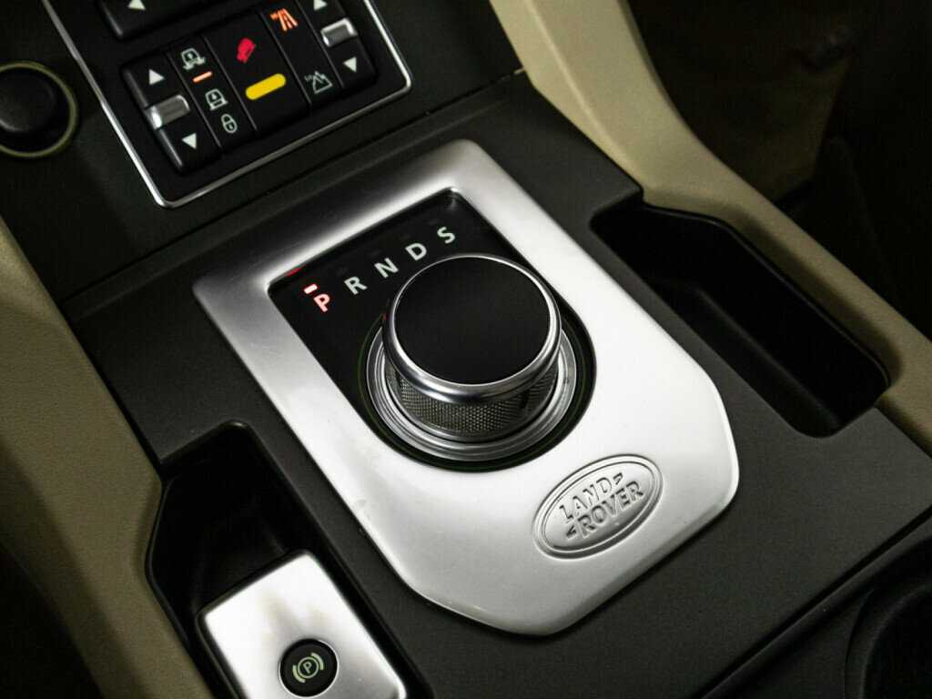 Land Rover Discovery с пробегом — 2013 год. Фото: #25