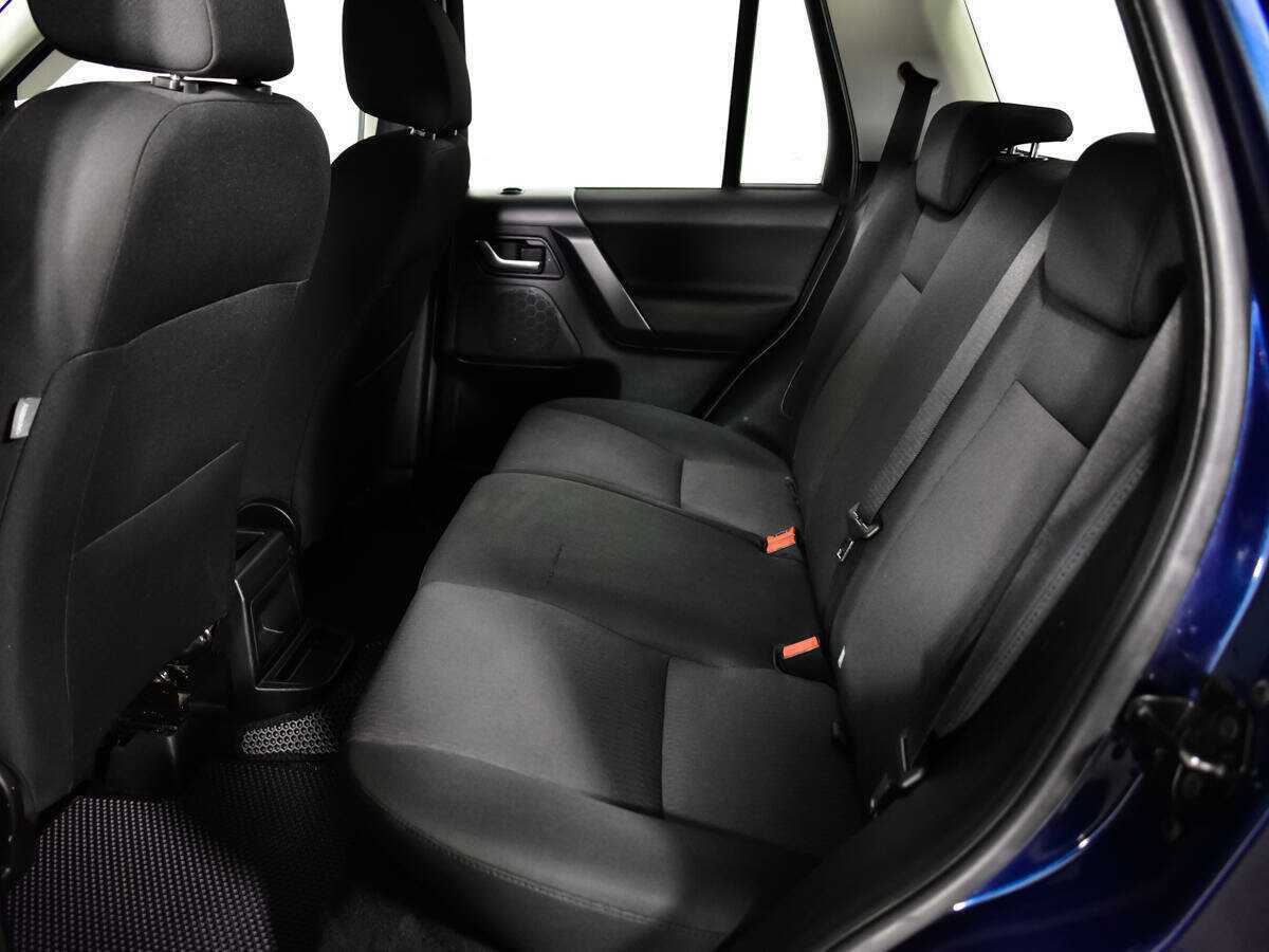 Land Rover Freelander с пробегом — 2012 год. Фото: #7