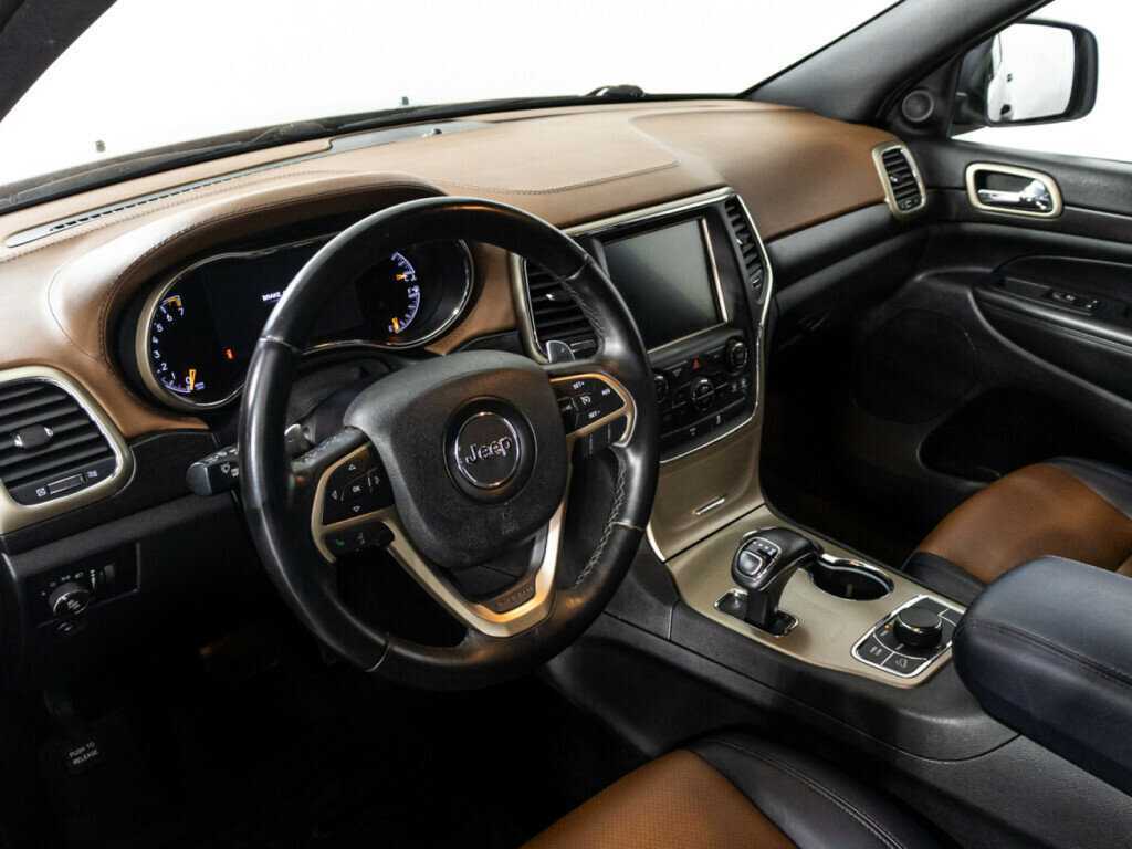 Jeep Grand Cherokee с пробегом — 2013 год. Фото: #10