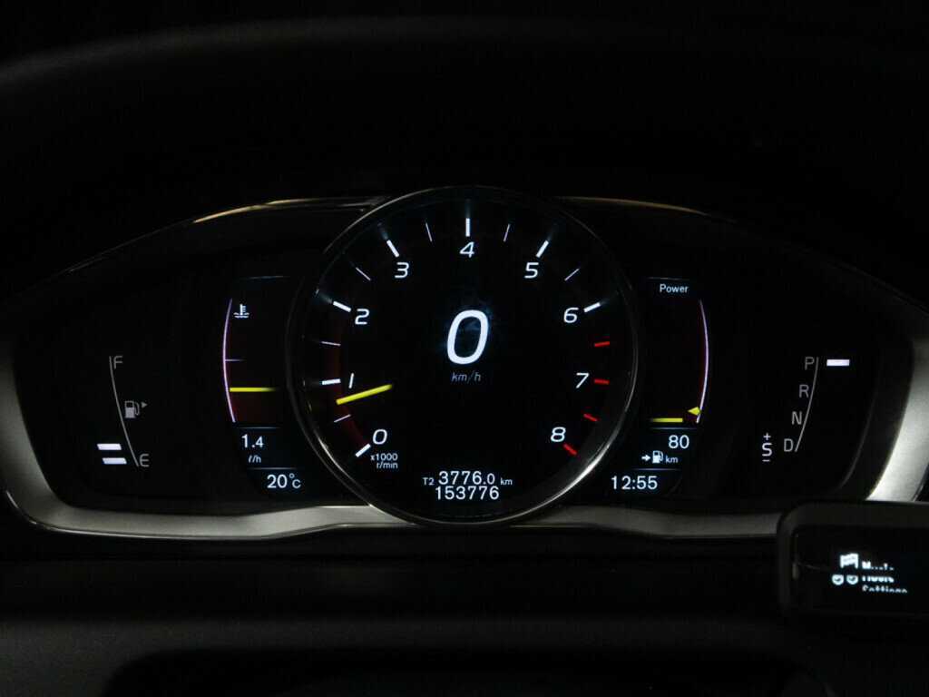 Volvo XC60 с пробегом — 2014 год. Фото: #11