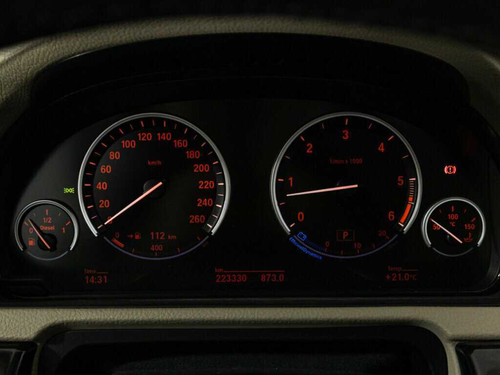 BMW 5 серии с пробегом — 2012 год. Фото: #11