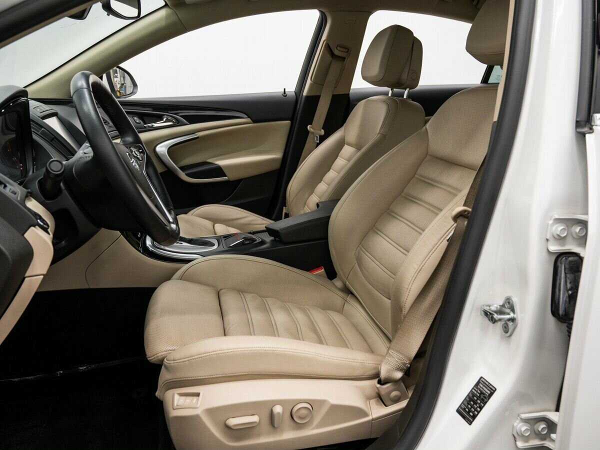 Opel Insignia с пробегом — 2015 год. Фото: #14