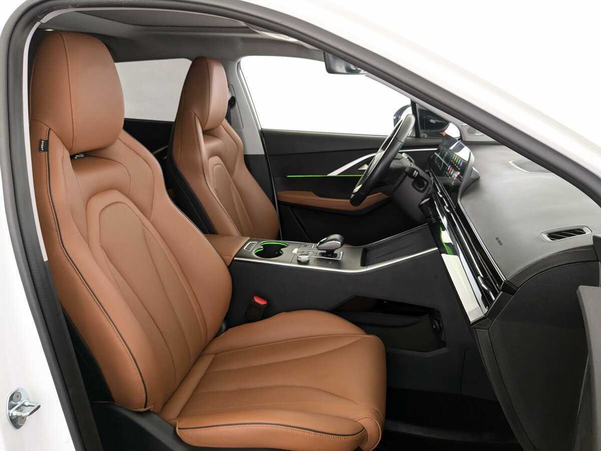 OMODA C5 с пробегом — 2022 год. Фото: #23