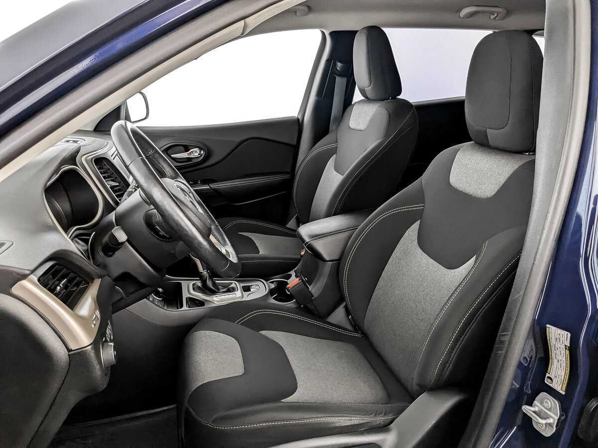 Jeep Cherokee с пробегом — 2014 год. Фото: #19