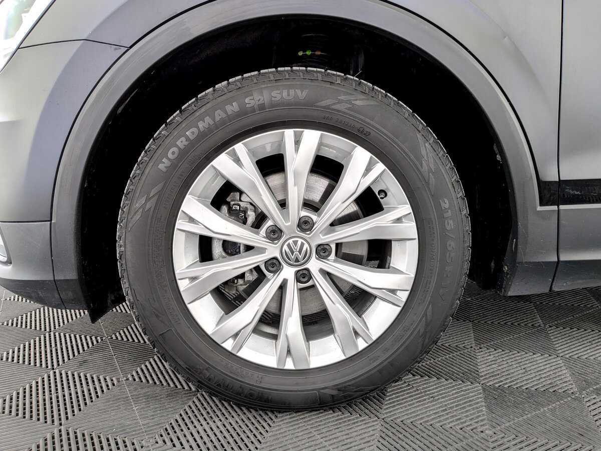 Volkswagen Tiguan с пробегом — 2020 год. Фото: #17