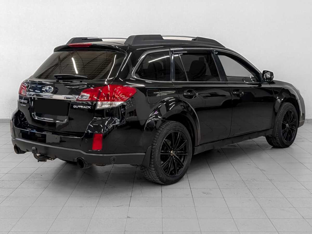 Subaru Outback с пробегом — 2013 год. Фото: #4