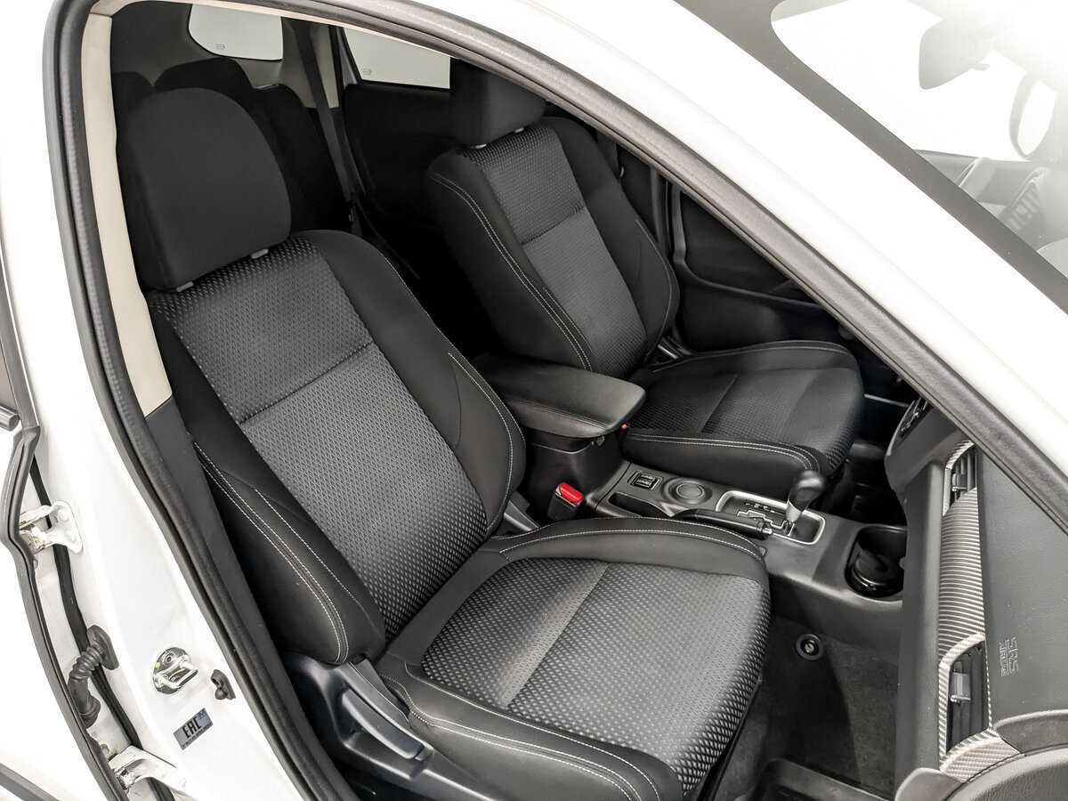 Mitsubishi Outlander с пробегом — 2015 год. Фото: #22