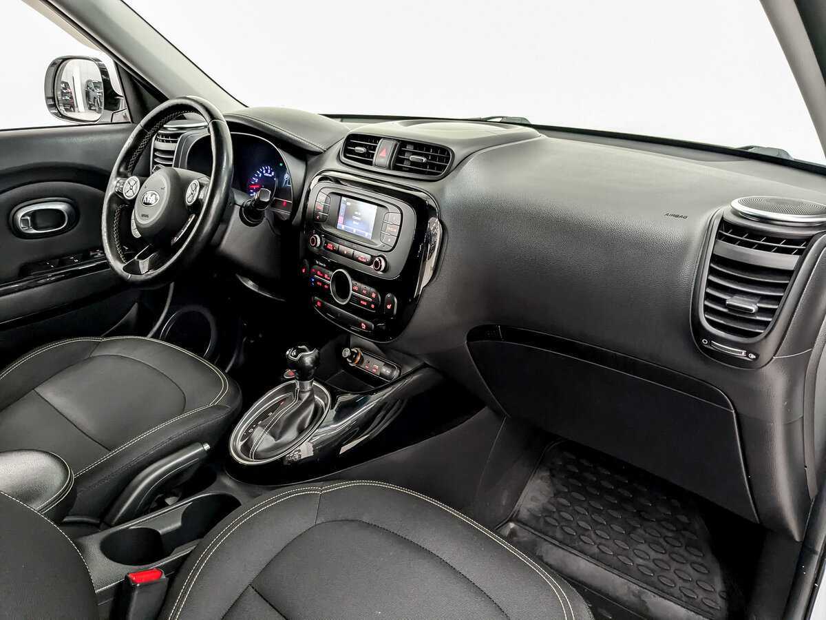 Kia Soul с пробегом — 2015 год. Фото: #10