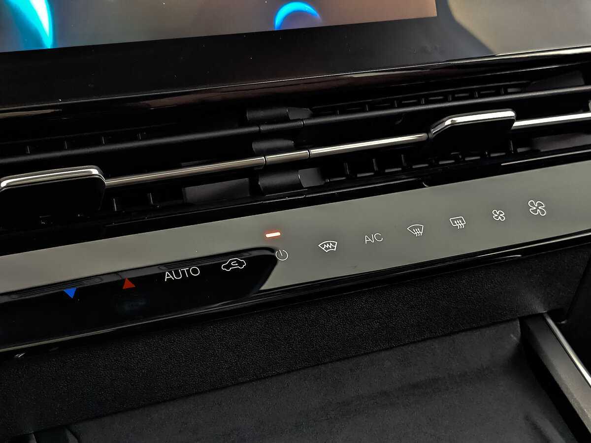 OMODA C5 с пробегом — 2022 год. Фото: #25