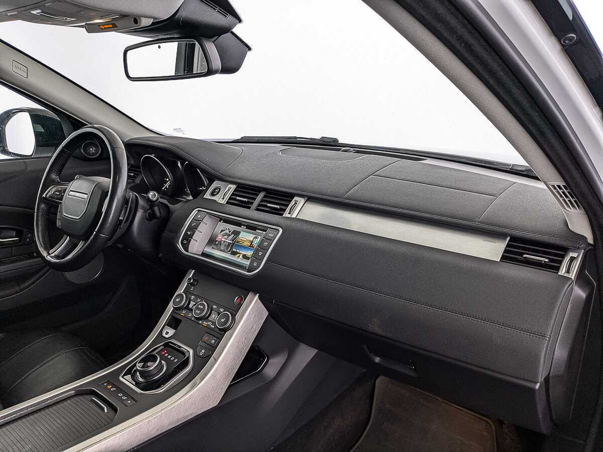 Land Rover Range Rover Evoque с пробегом — 2017 год. Фото: #12