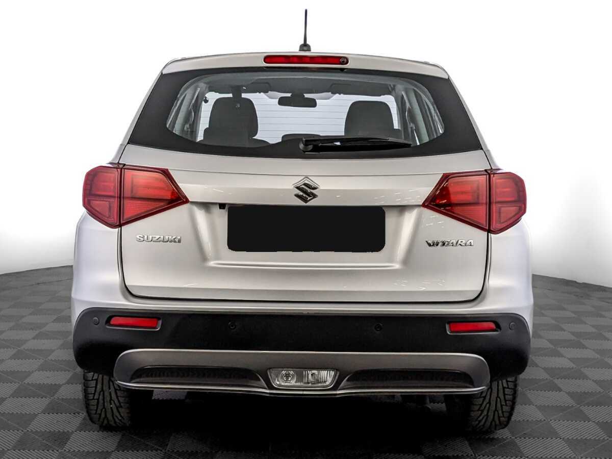 Suzuki Vitara с пробегом — 2021 год. Фото: #5
